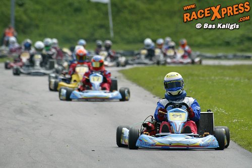 Jordy Dodemont aan de leiding voor Justin Ros